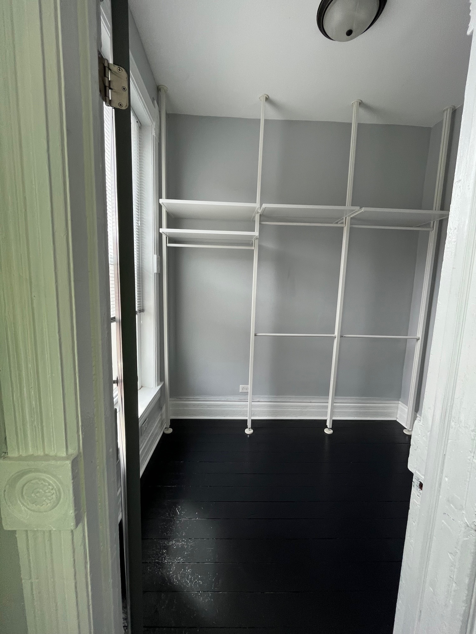walk in closet - 2122 W 21st St