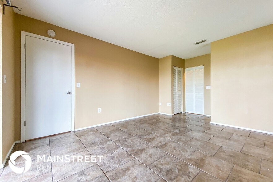 Building Photo - 7737 Turnbridge Dr