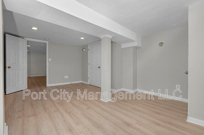 Building Photo - 2800 Harford Rd