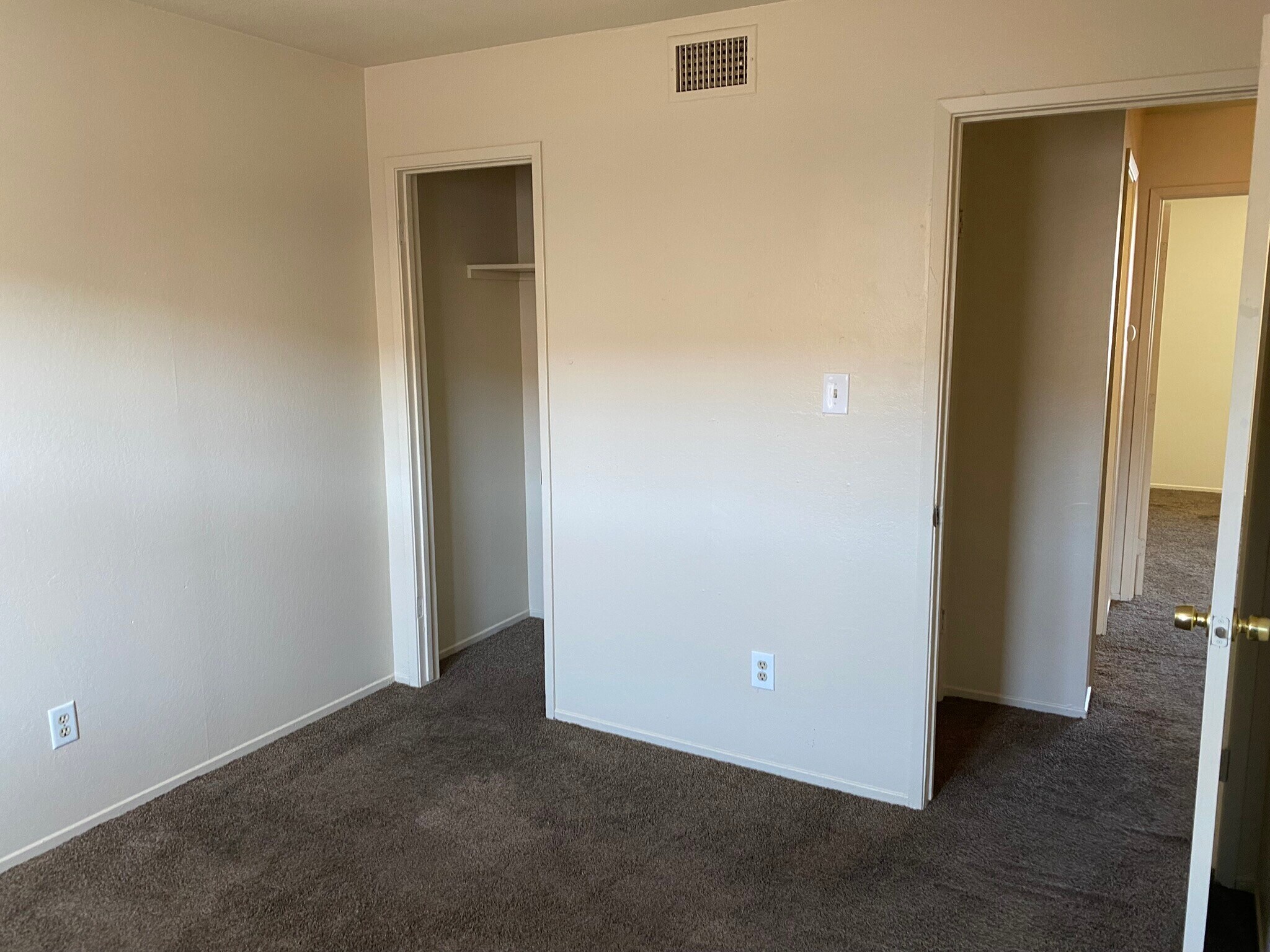 Building Photo - 4223 Weymouth Ln
