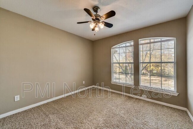 Building Photo - 6000 Charleston Dr