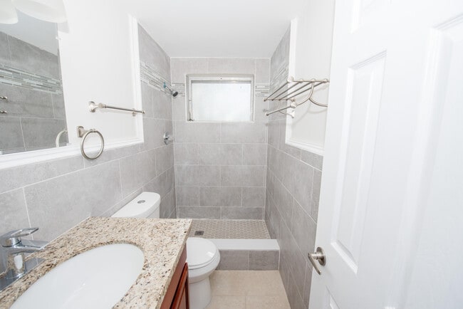 Building Photo - 125 W Hidden Valley Blvd