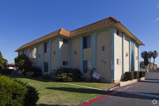 Primary Photo - 576 Flower St