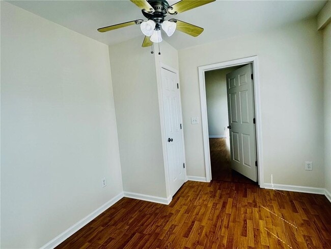 Building Photo - 9 Victory St