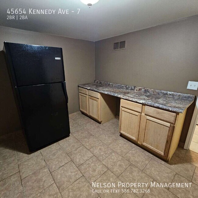 Building Photo - 45654 Kennedy Ave