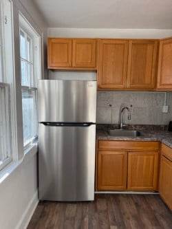 Building Photo - 48 Parkside Ct