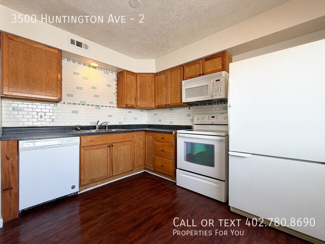 Building Photo - 3500 Huntington Ave