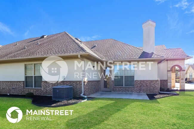 Building Photo - 8861 Creek Run Rd