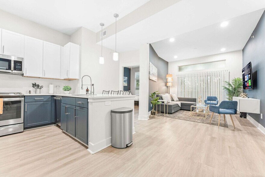 Building Photo - 2901 Indiana St