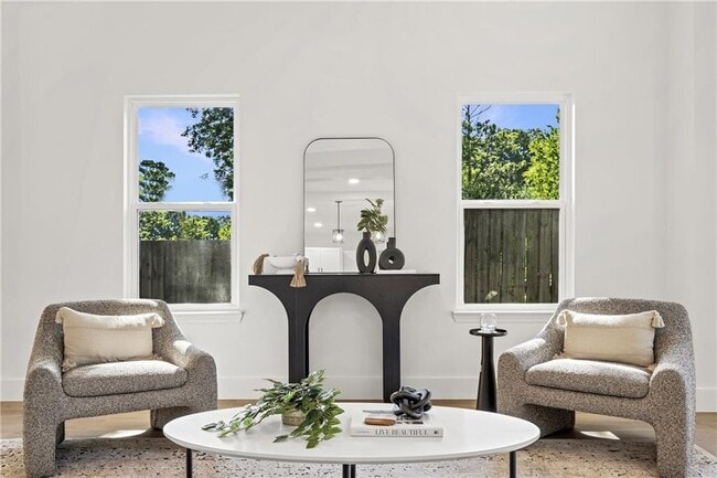 Building Photo - 3183 Zion St