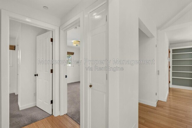 Building Photo - 414 Monterey Ave