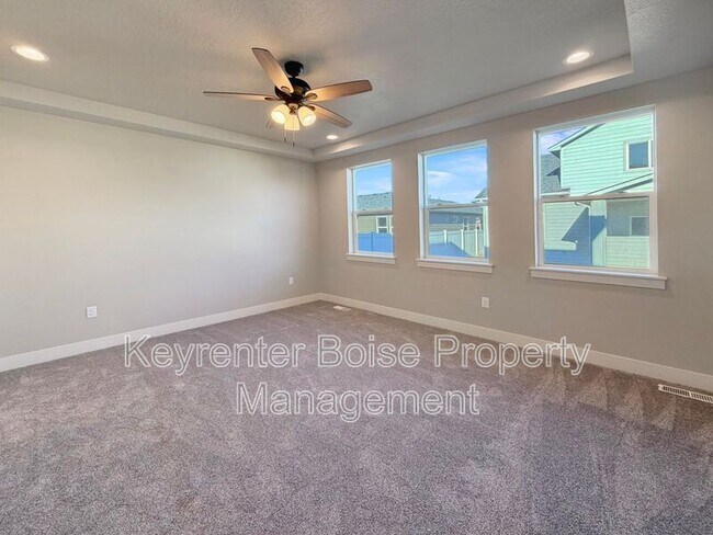 Building Photo - 4400 E Wedge St