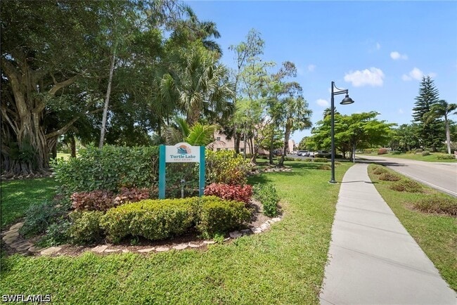 Building Photo - 400 Forest Lakes Blvd