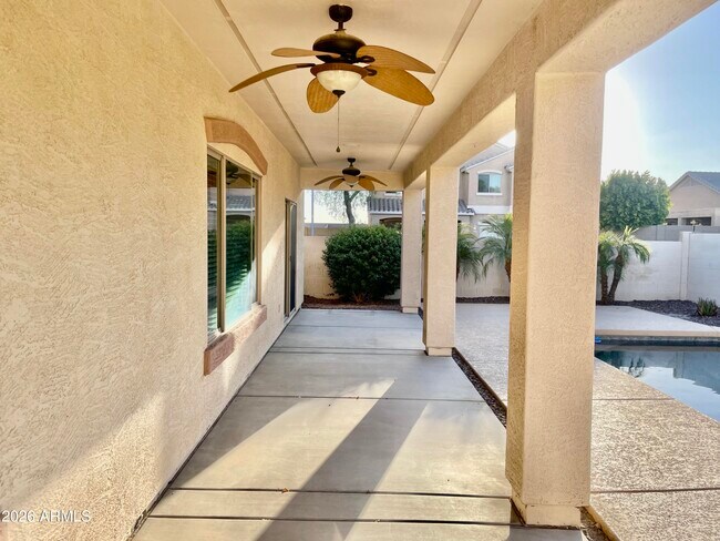 Building Photo - 17456 W Ashley Dr
