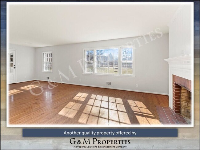 Building Photo - Rarely Available 3-Bedroom Rental - Fairport Schools!!