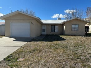 Building Photo - 3 Bedroom 1 Bathroom house for rent in Bloomfield