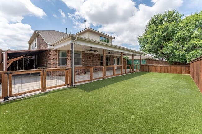 Building Photo - 4905 Carrotwood Dr