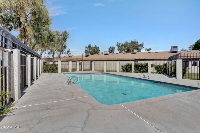 Building Photo - 4573 W McLellan Rd