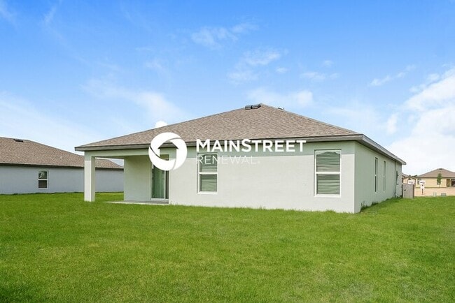 Building Photo - 4 Bedroom Pet-Friendly Home in Mascotte, FL with Main Street Renewal