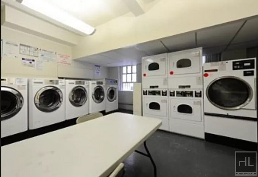 Building Photo - AMSTERDAM AVENUE