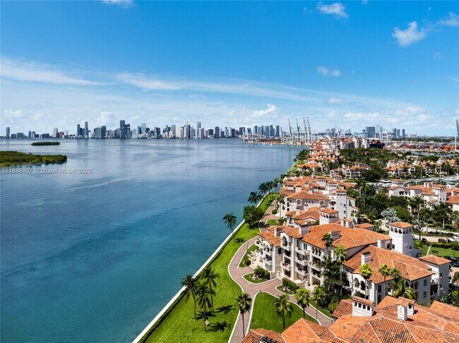 Building Photo - 2331 Fisher Island Dr