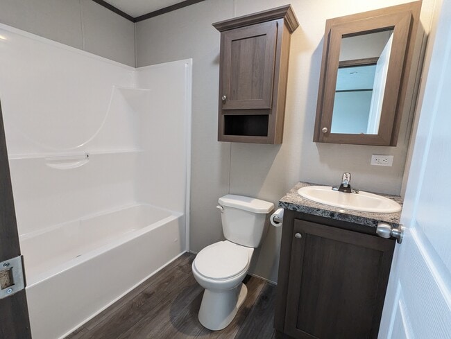 Building Photo - 106 Delta Dawn Dr