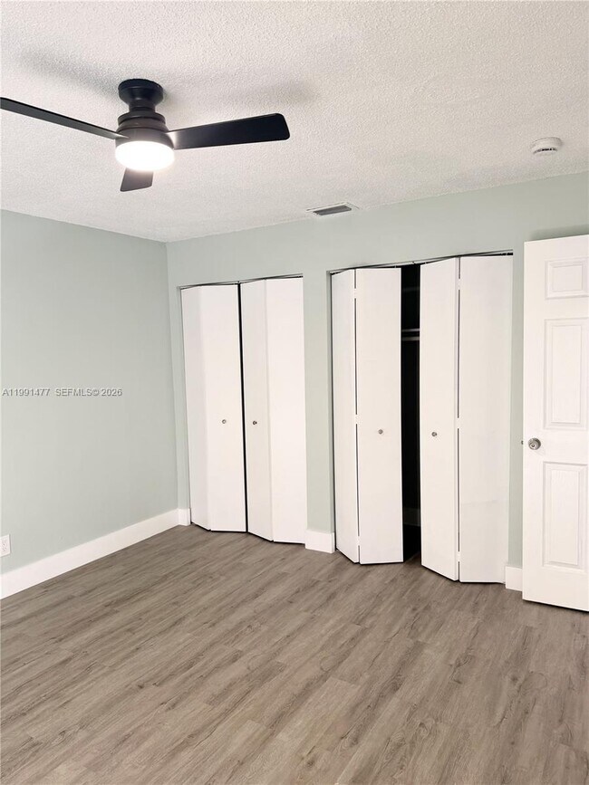 Building Photo - 804 SW 73rd Ave