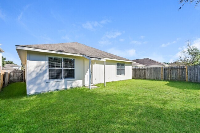 Building Photo - 2506 Fox Water Dr