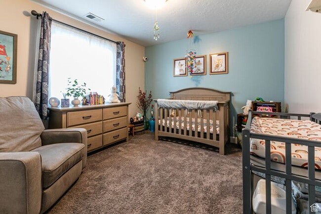 Building Photo - Awesome upgraded House w 2 car attached