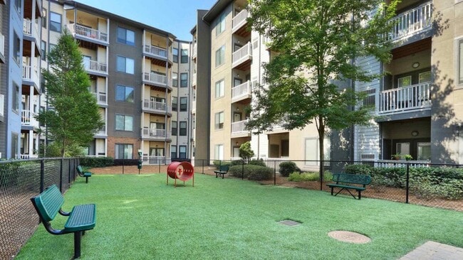 Building Photo - 1133 Huff Rd NW