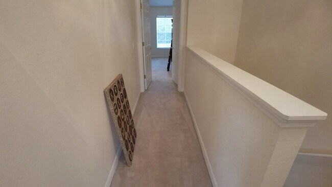 Building Photo - Beautiful Furnished 2/2.5  Pool View Condo x Rent Close to Universities.