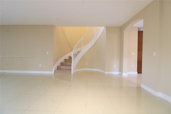 Building Photo - 9855 NW 89th Ter