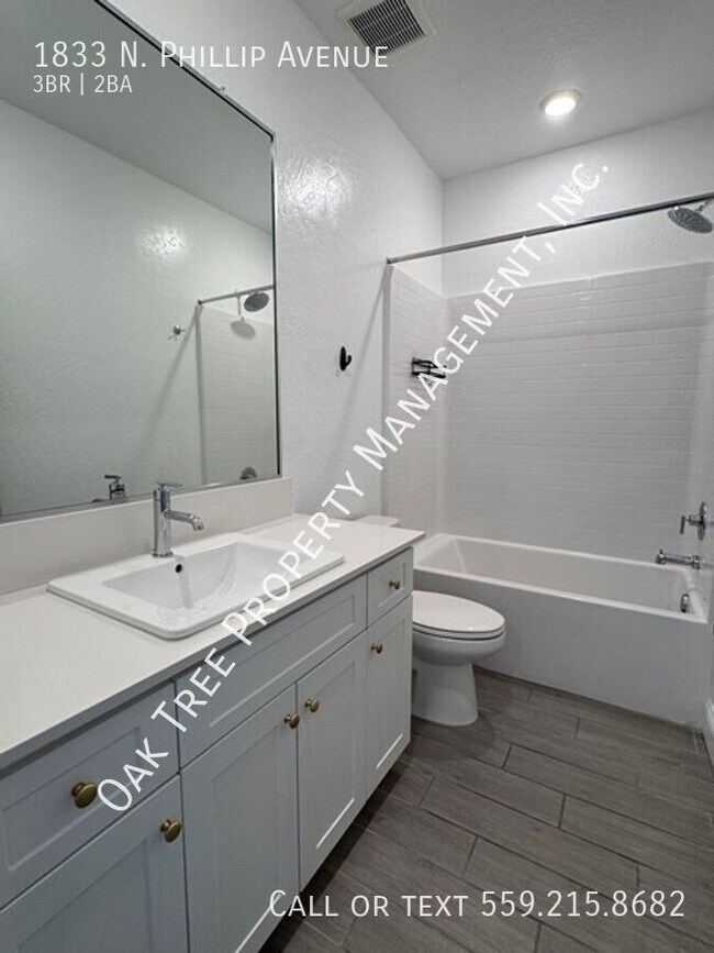 Building Photo - 1833 N Phillip Ave