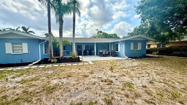 Building Photo - 716 50th St Ct W