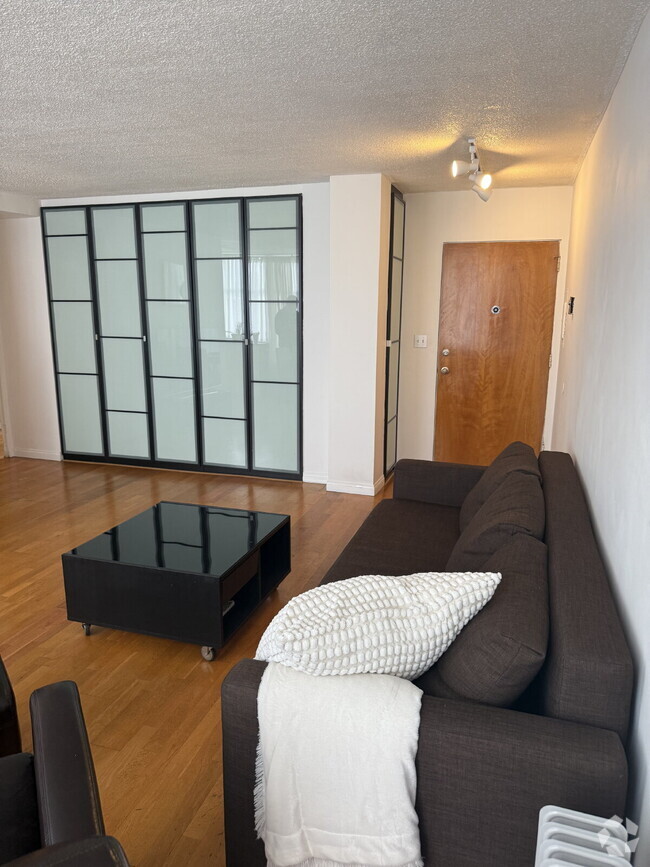 Building Photo - "Partial Furnish Coastal Living: 2-Bed Con...