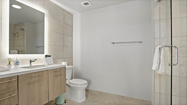 Building Photo - 1947 Vermont Ave NW