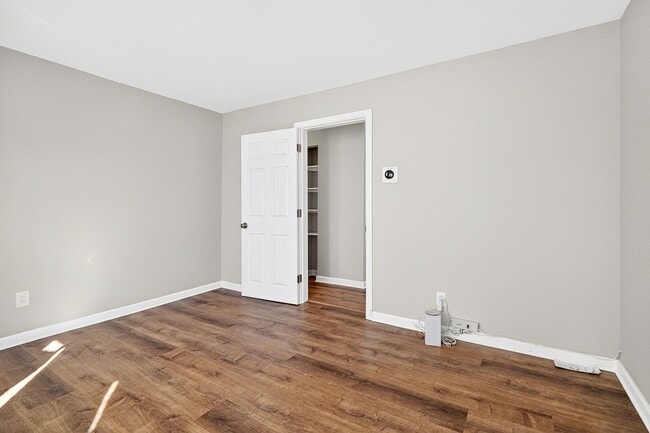 Building Photo - 24 Steinhardt Ave