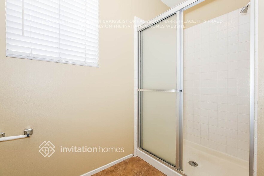 Building Photo - 8404 Stapleton Ave