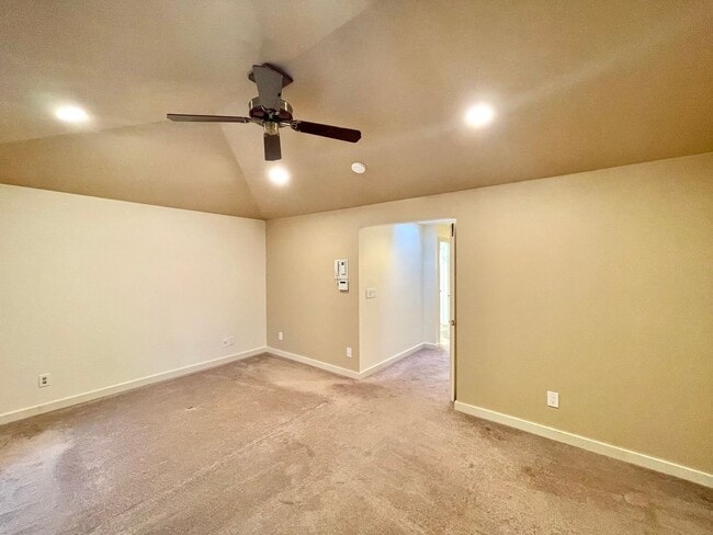 Building Photo - Great home for rent