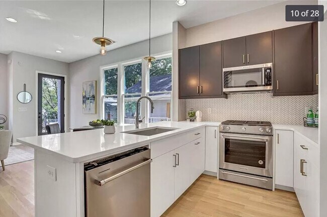 Building Photo - Charming 2BR House in Atlanta --Get $300 O...