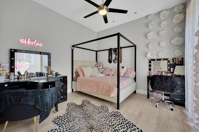 Building Photo - 53 Cantabria Coast St