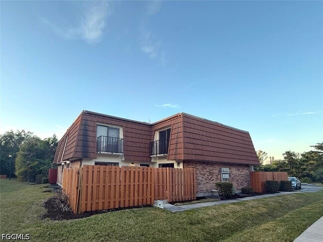 Building Photo - 1406 Park Shore Cir