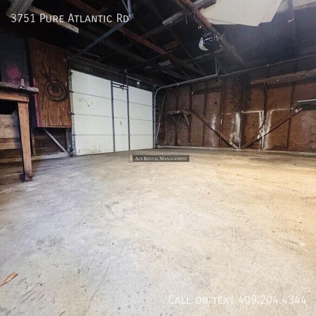 Building Photo - 3751 Pure Atlantic Rd
