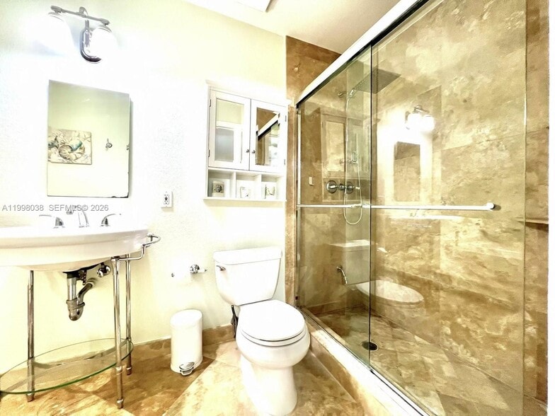 Building Photo - 1361 N Fieldlark Ln