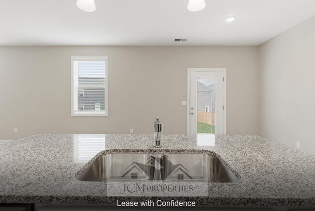 Building Photo - 109 Lambert Fld