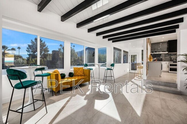 Building Photo - 2325 N Girasol Ave