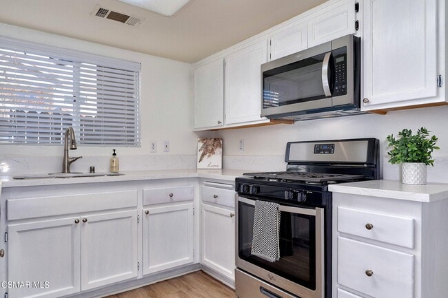 Building Photo - 4508 Apricot Rd