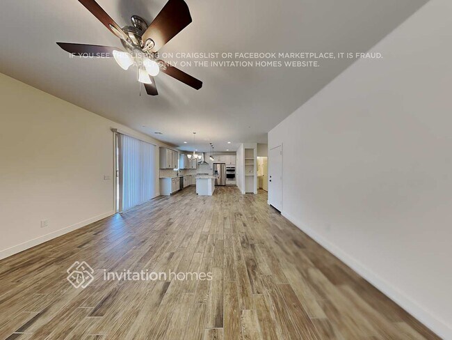 Building Photo - 2105 N 211th Dr