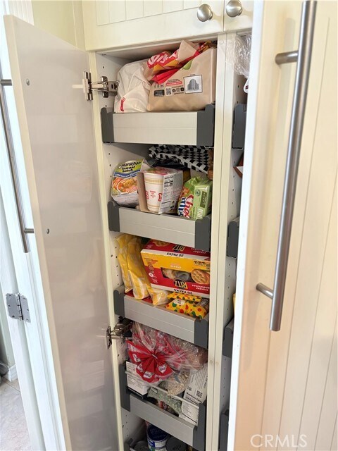 Building Photo - 743 Woodland Rd