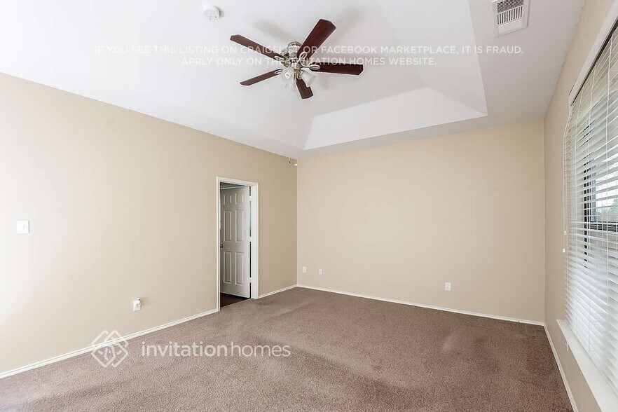 Building Photo - 5020 Raymond Dr